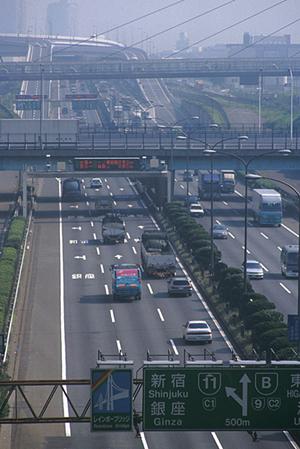 道路や私有地の交通安全を遵守する工夫